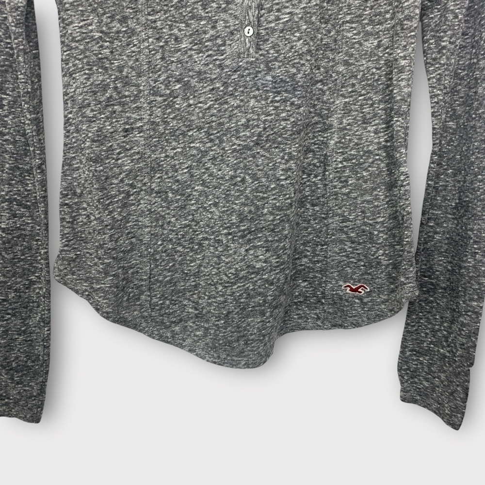Hollister Y2K Long Sleeve Henley Top - Picture 5 of 11